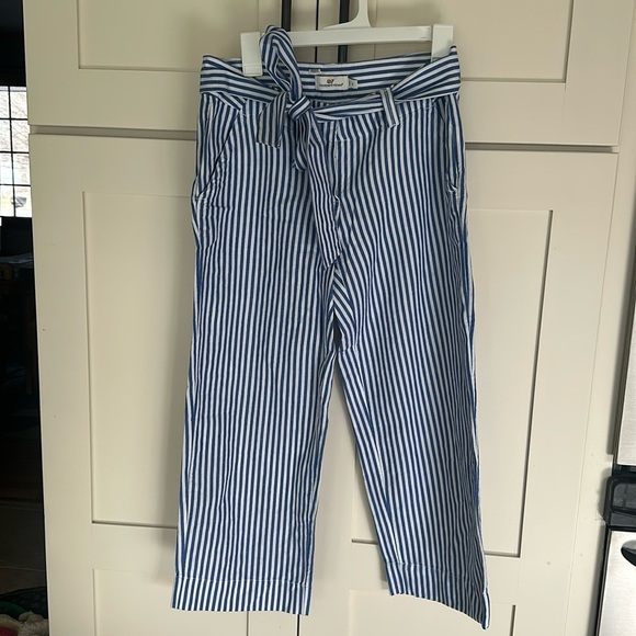 Vineyard Vines Catamaran Tie Waist Cropped Pants - Picture 13 of 13